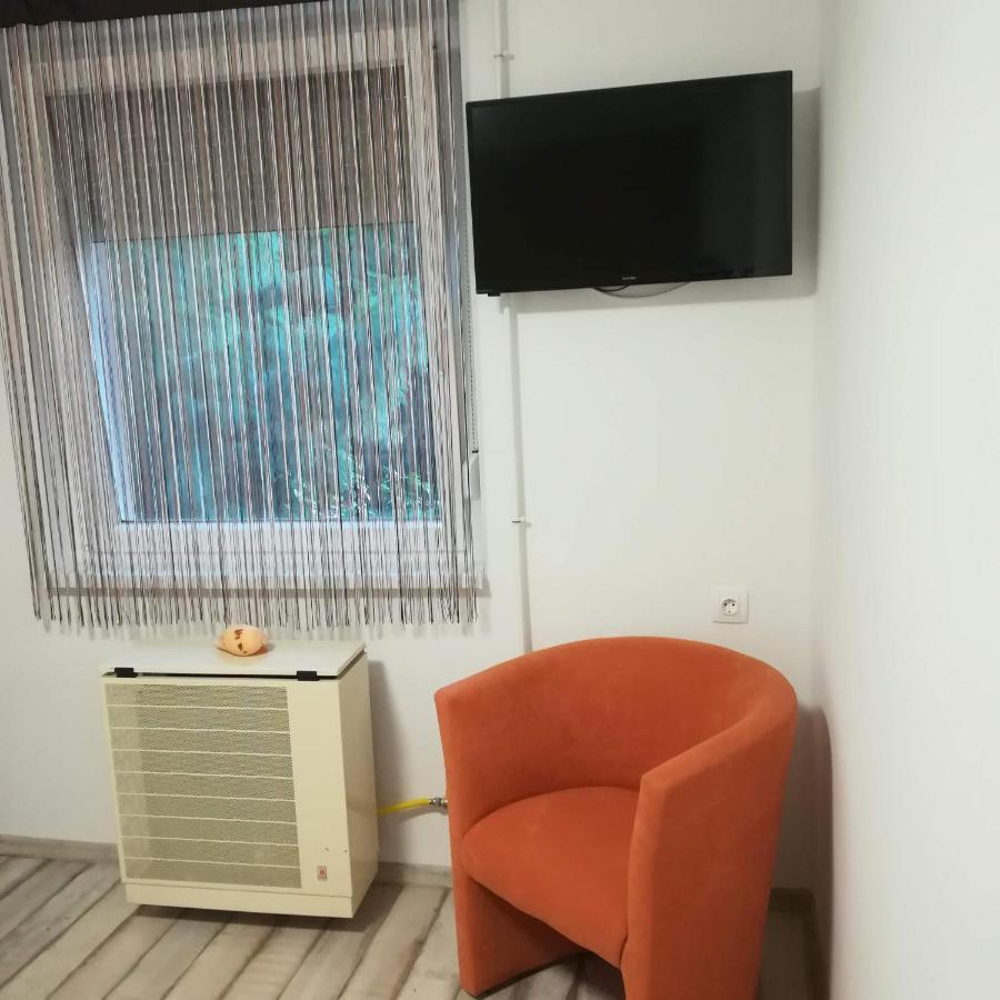 Golden Apartman Orosháza Esterno foto